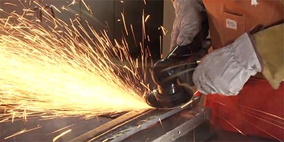 Heavy Weld Grinding with 3M Cubitron II Depressed Center Grinding Wheels Video
