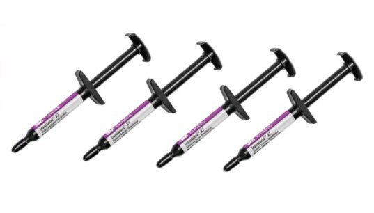 3M™ Transbond™ XT.
